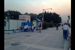 2013广东华侨中学志愿活动——沙洲咀志愿驿站