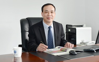 校长简介